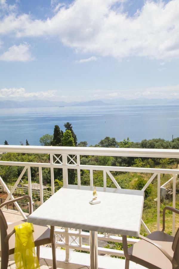 Brentanos Apartments - A - View Of Paradise Gasztúri Kültér fotó